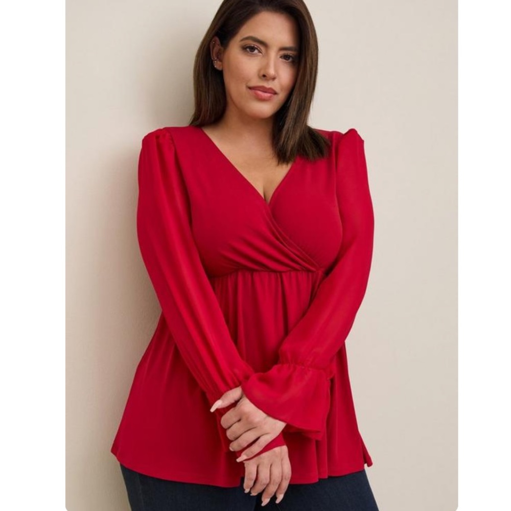 Torrid 0 L Size 12 Babydoll Studio Knit Chiffon Sleeves Surplice Top